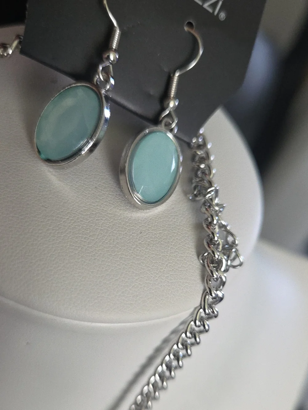 Paparazzi Serene Gleam Blue Necklace NWT